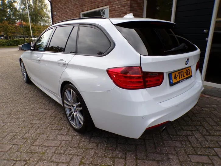 BMW 3 Series 2013 photo 3