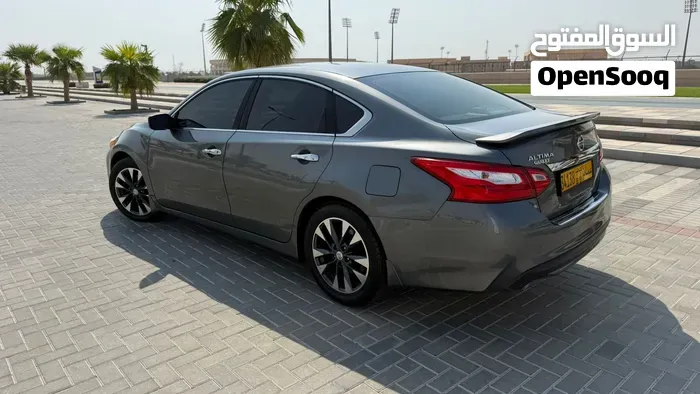 Nissan Altima 2016 photo 2