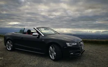 Audi S5 2012 photo 2