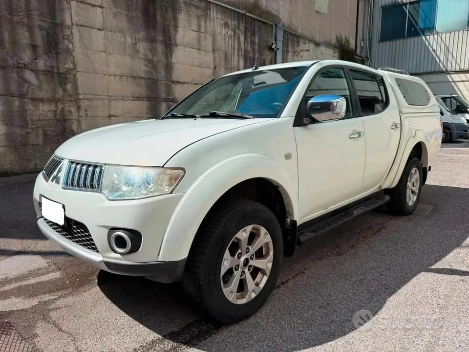 Mitsubishi L200