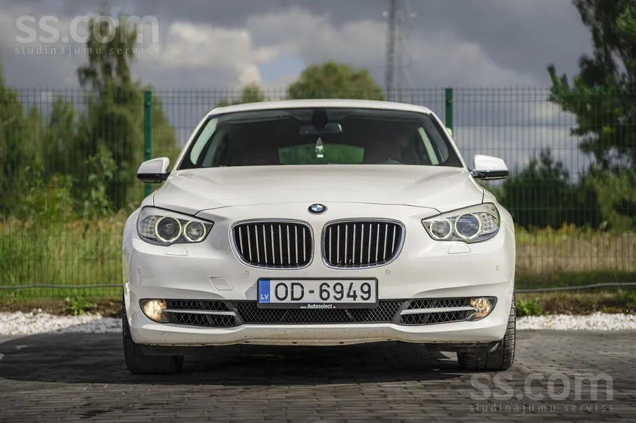 BMW 535 Gt 2010 photo 2