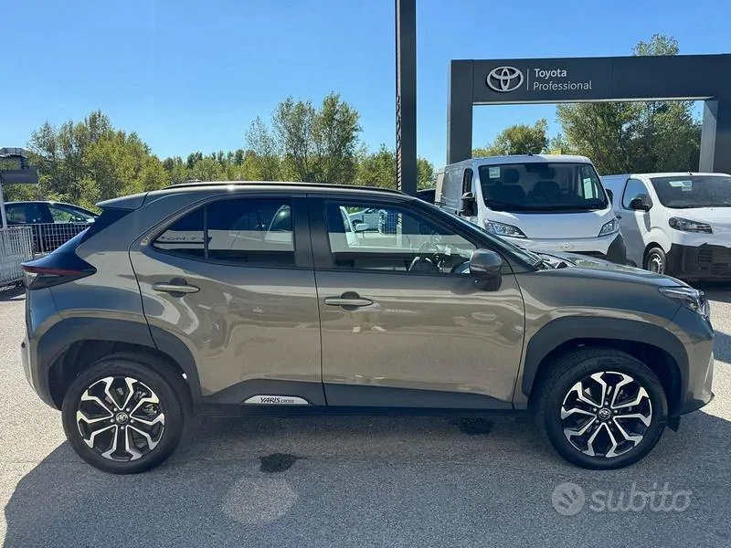 Toyota Yaris Cross 2024 photo 5