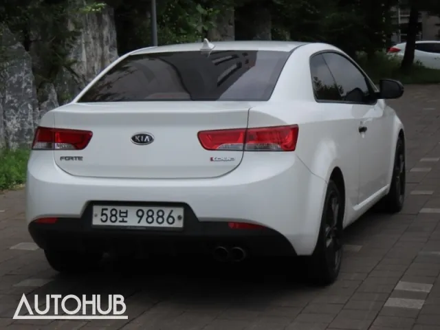 Kia Forte Koup 2012 photo 3