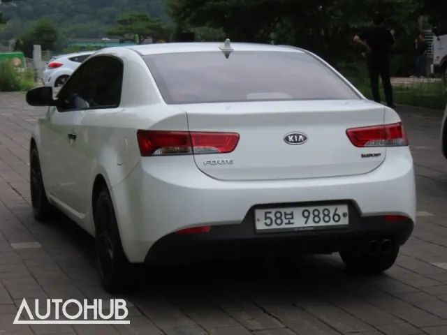 Kia Forte Koup 2012 photo 4