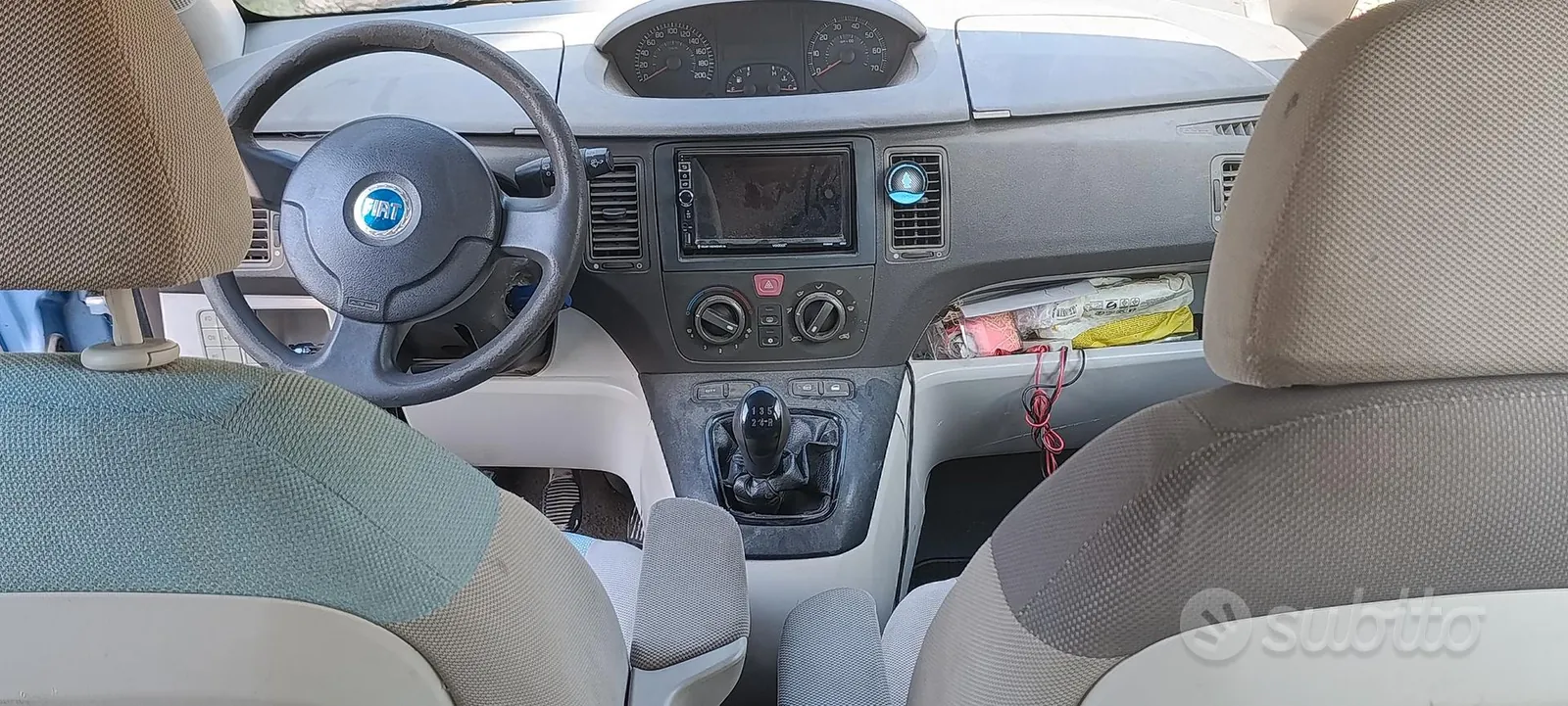 Fiat Idea 2003 photo 4