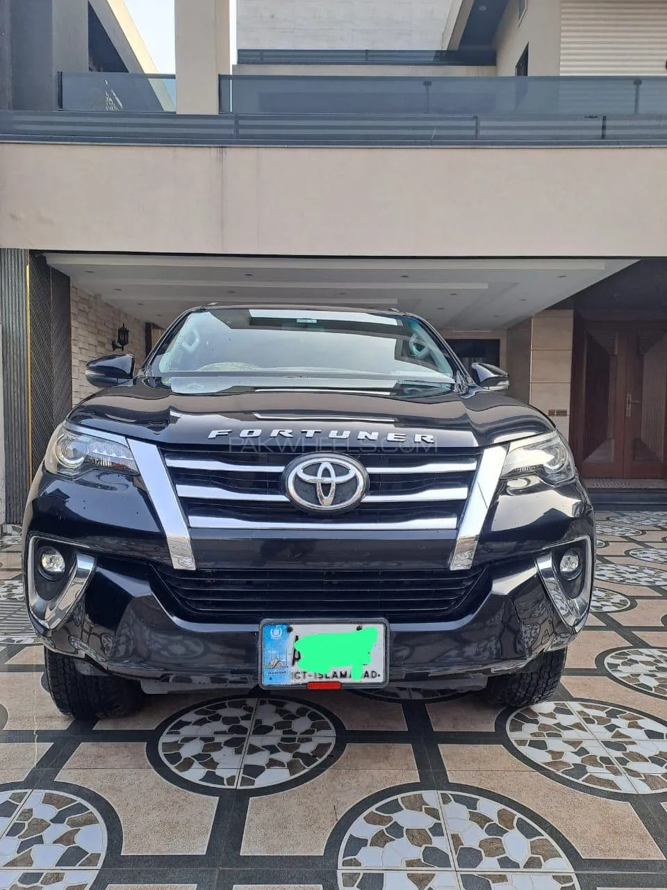 Toyota Fortuner