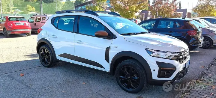 Dacia Sandero Stepway 2023 photo 2