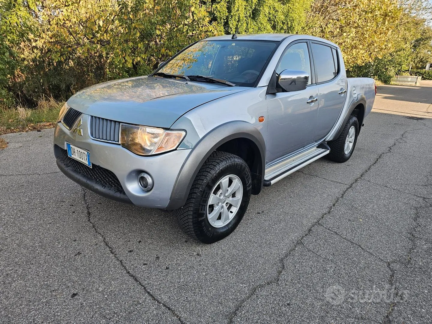 Mitsubishi L200 2007 photo 2
