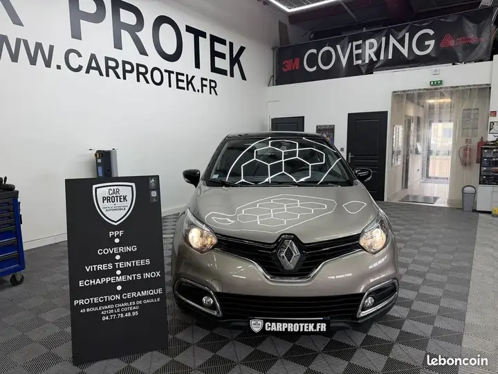 Renault Captur 2015 photo 2