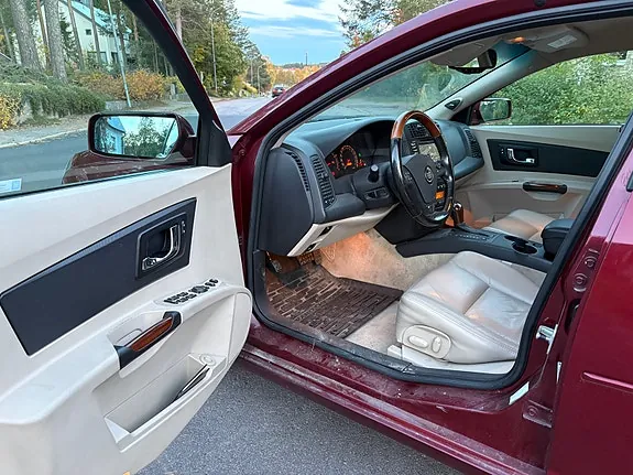 Cadillac Cts 2003 photo 5