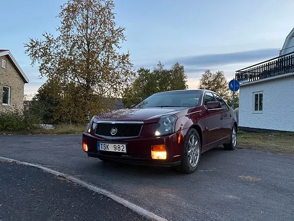 Cadillac Cts 2003 photo 2