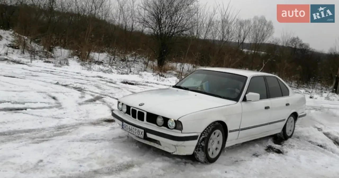 BMW 5 Series 1990 photo 5