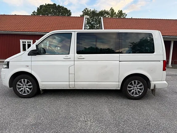 Volkswagen Multivan 2010 photo 4