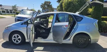 Toyota Prius 2015 photo 5