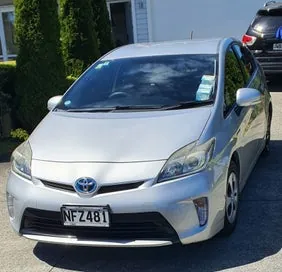 Toyota Prius 2015 photo 2