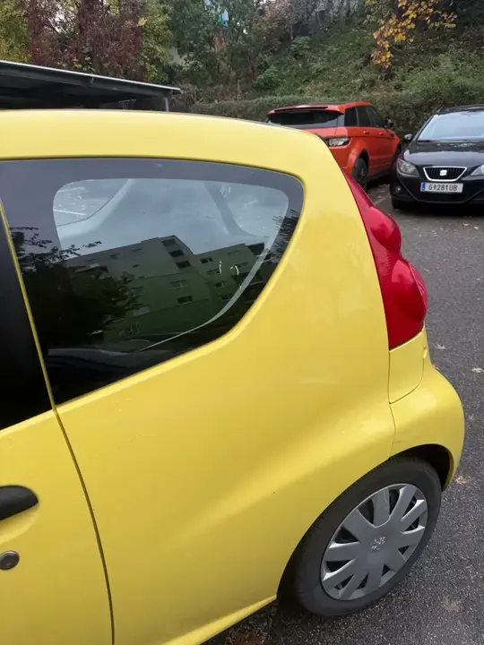 Peugeot 107 2006 photo 2