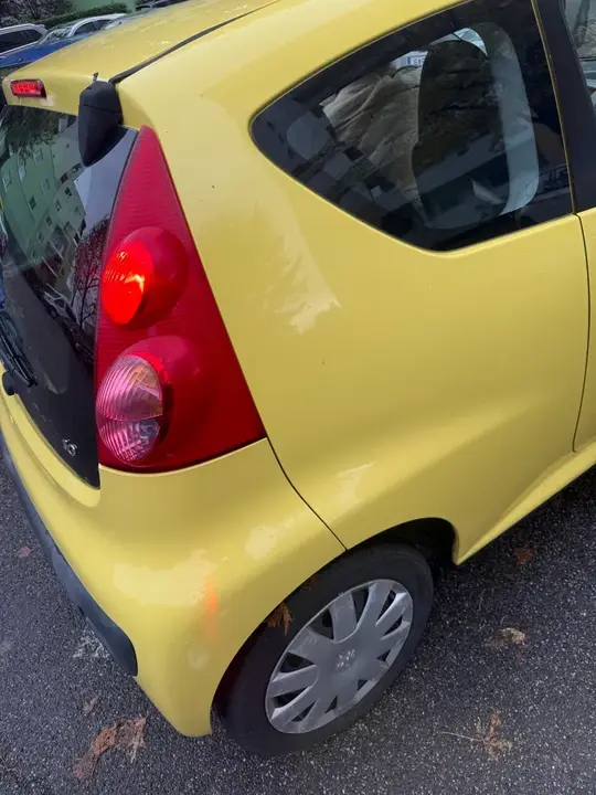 Peugeot 107 2006 photo 3