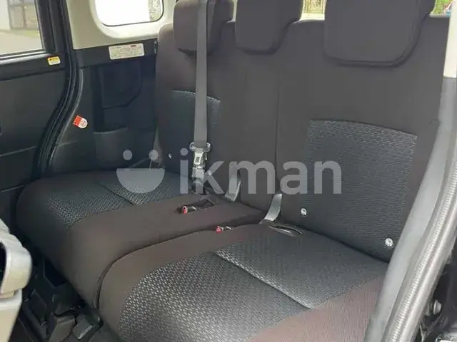 Toyota Roomy 2023 photo 3