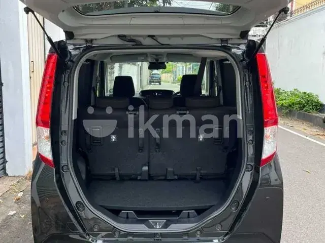 Toyota Roomy 2023 photo 4