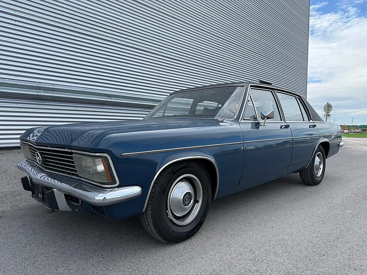 Opel Admiral 1973 photo 2