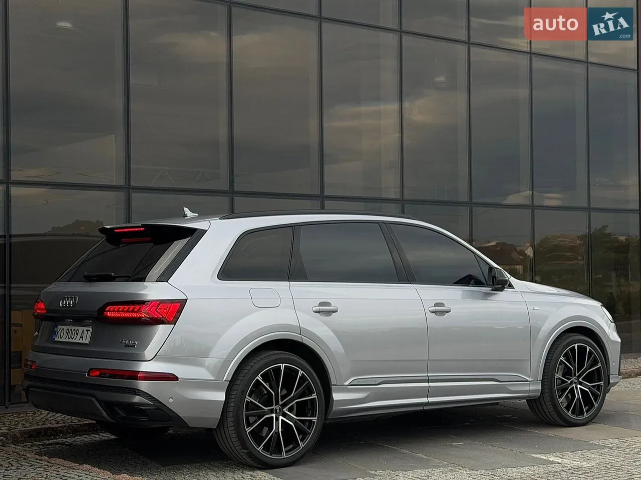 Audi Q7 2020 photo 4