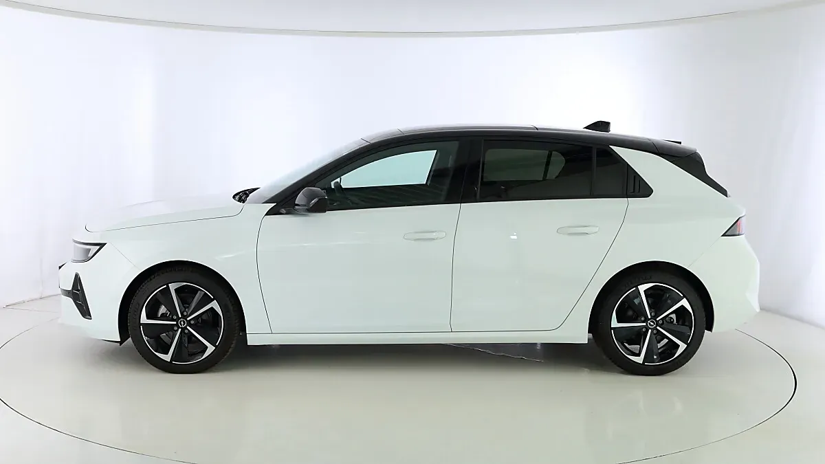 Opel Astra 2026 photo 2