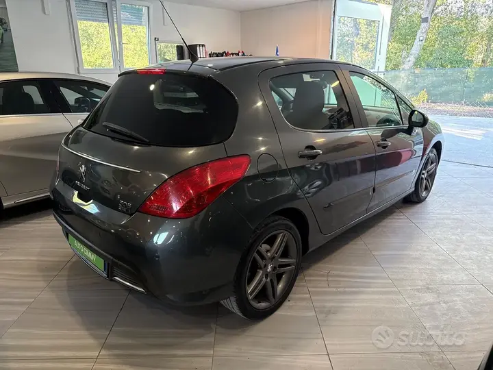 Peugeot 308 2013 photo 3