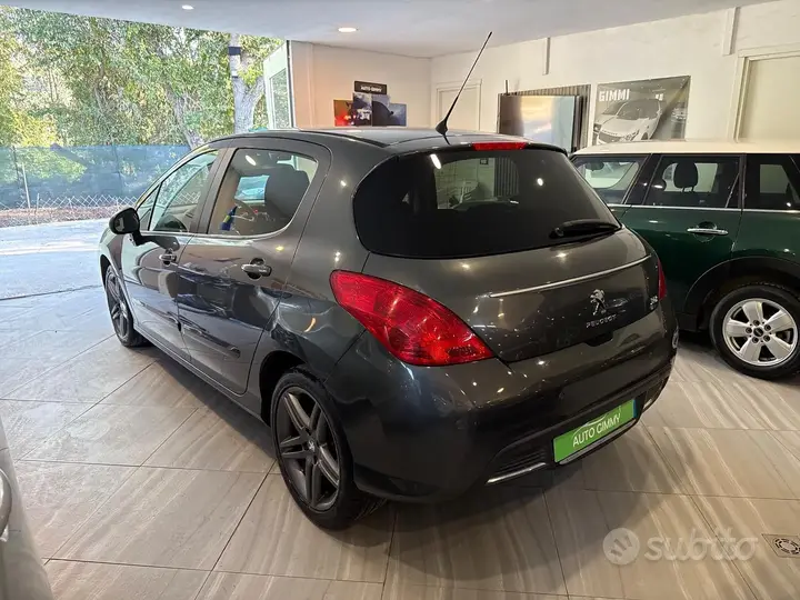 Peugeot 308 2013 photo 2