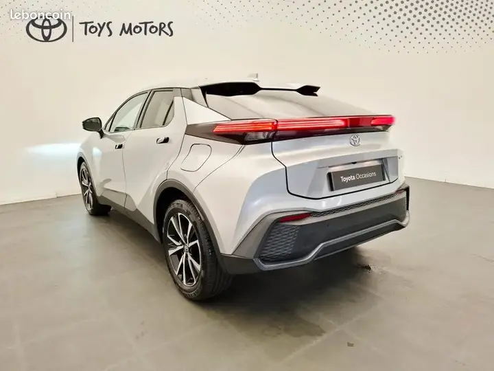 Toyota C-Hr 2024 photo 3