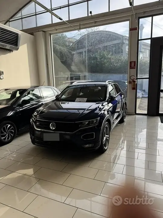 Volkswagen T-Roc 2020 photo 2