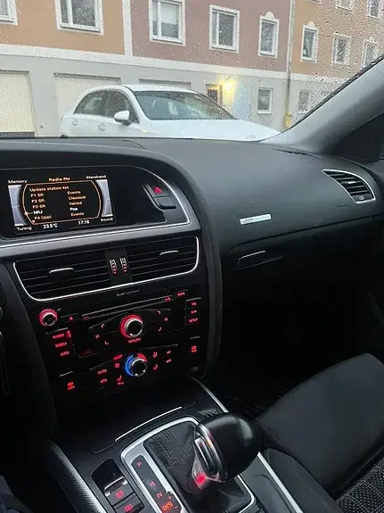 Audi A5 2013 photo 3
