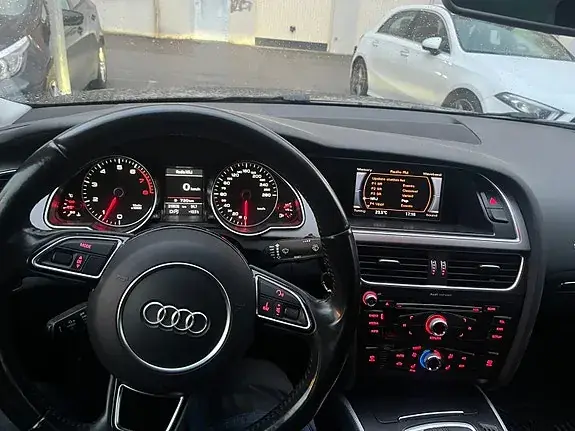 Audi A5 2013 photo 2