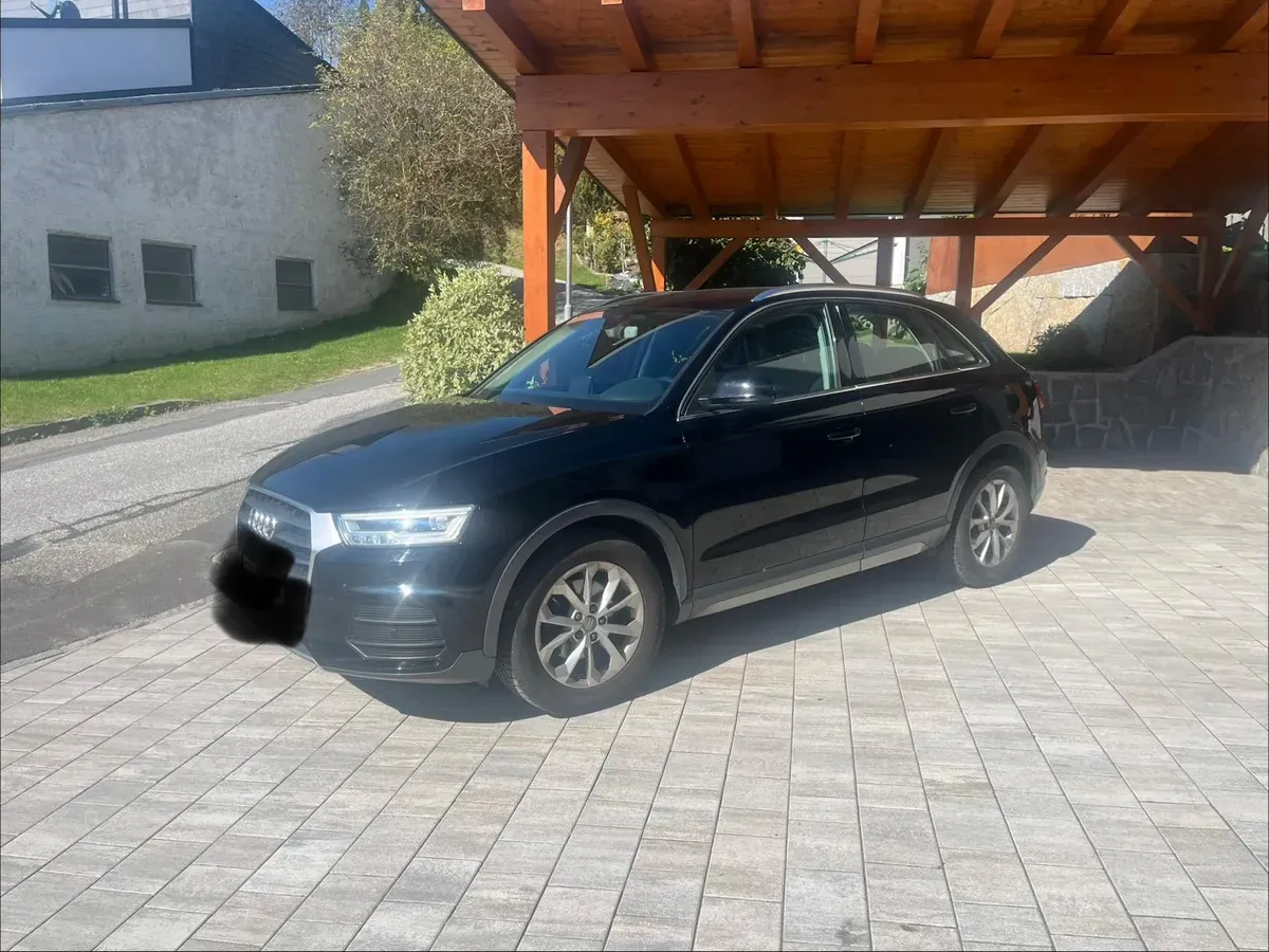 Audi Q3 2015 photo 2