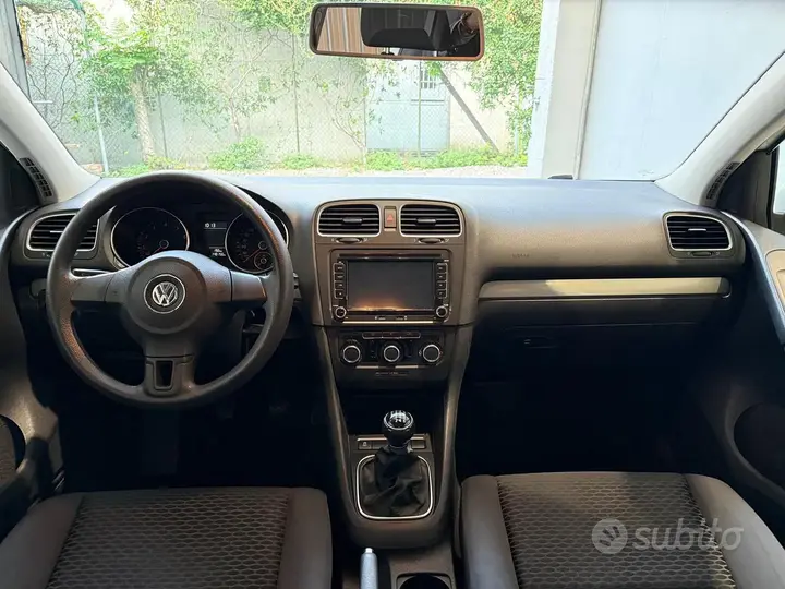 Volkswagen Golf 2011 photo 5