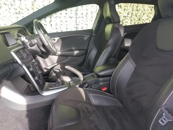 Volvo V40 2018 photo 5