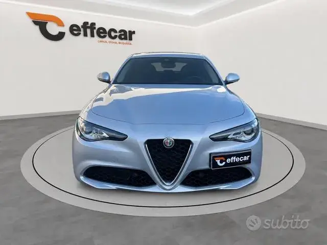 Alfa Romeo Giulia 2021 photo 2