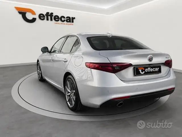 Alfa Romeo Giulia 2021 photo 4