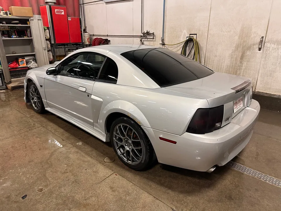 Ford Mustang 2002 photo 3