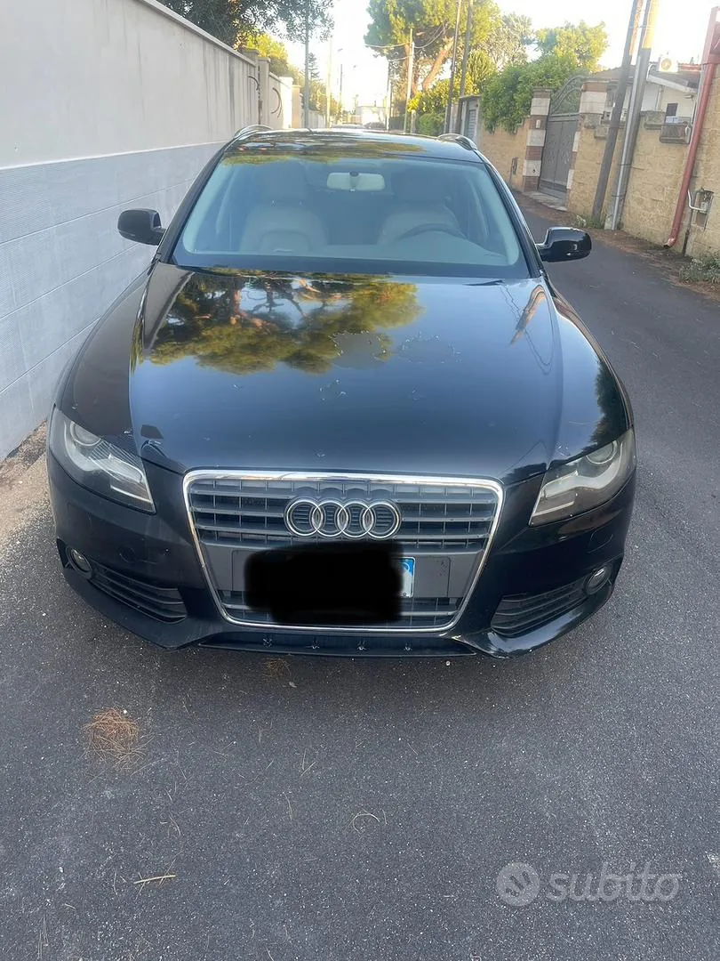Audi A4 2010 photo 2