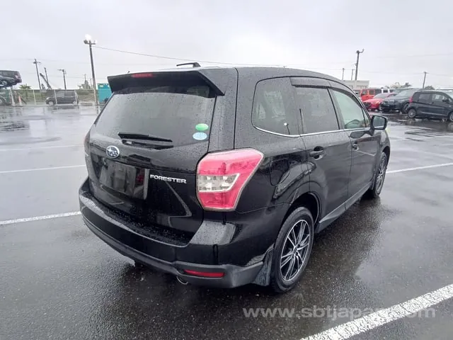 Subaru Forester 2014 photo 4