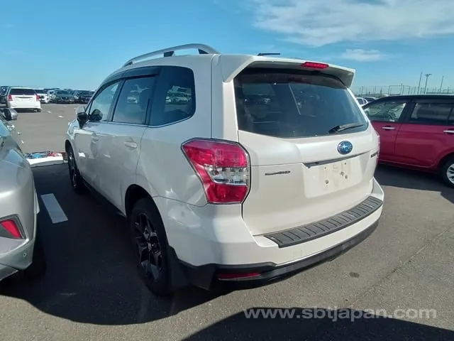 Subaru Forester 2014 photo 3