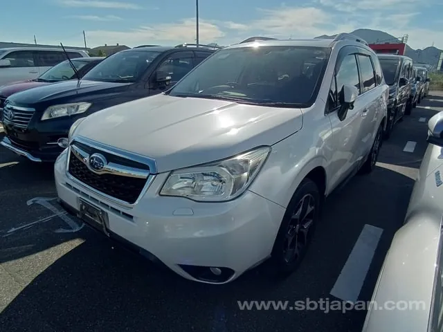 Subaru Forester 2014 photo 2