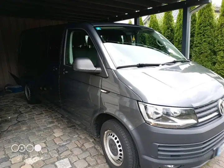Volkswagen Bus T6