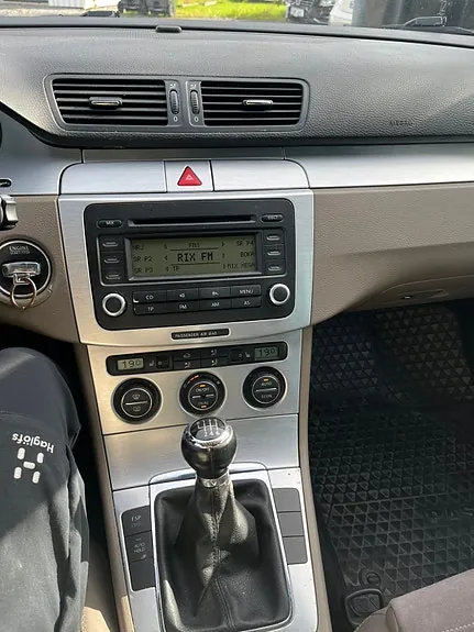 Volkswagen Passat 2006 photo 4