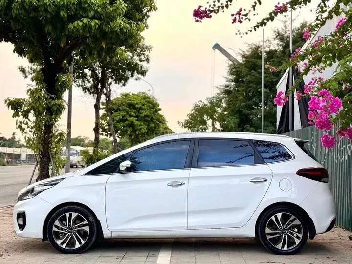 Kia Rondo 2021 photo 5