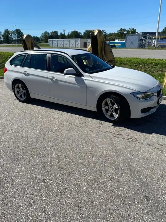 BMW 3 Series 2014 photo 2