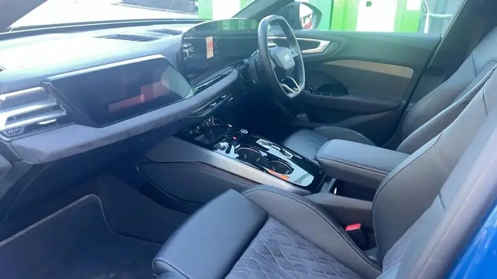 Audi A5 2025 photo 2