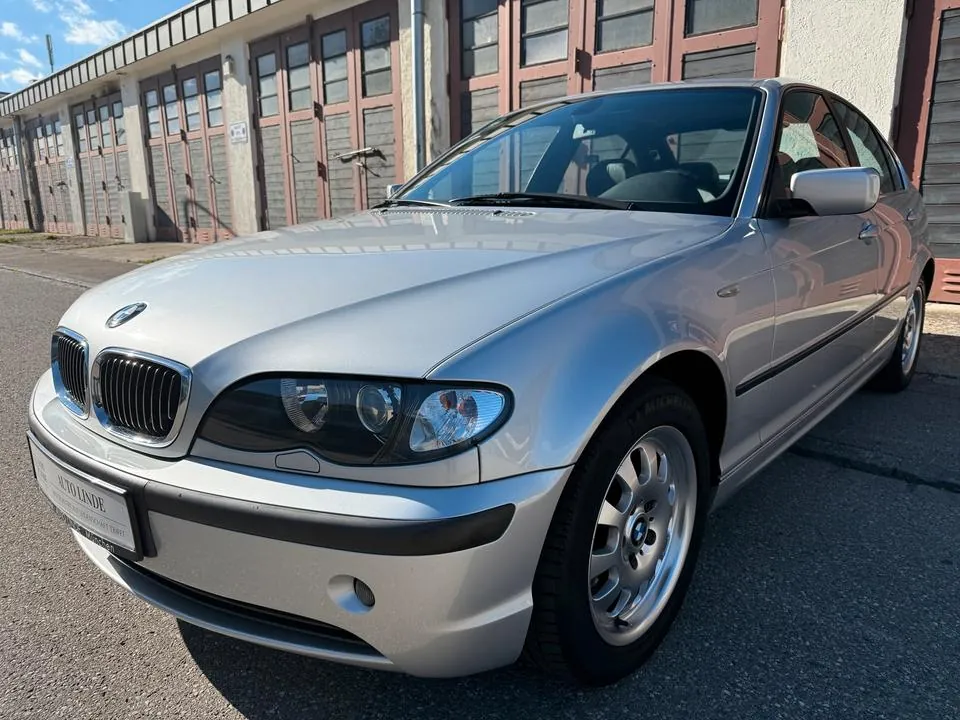 BMW 320I
