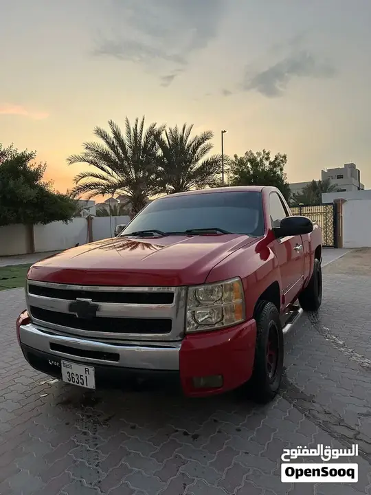 Chevrolet Silverado 2010 photo 2