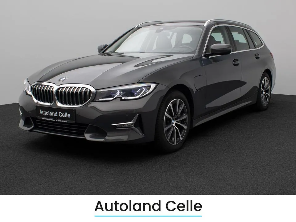 BMW 330E